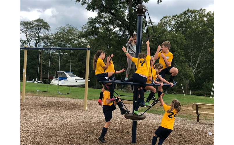 Join our Travel Teams